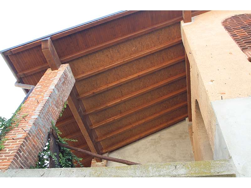 Un'immagine che ritrae legna, marrone, mordente per legno, legno duro e materiale da costruzione.