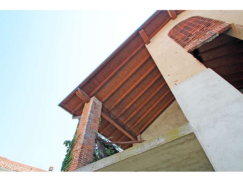 Un'immagine che ritrae legna, marrone, materiale composito, materiale da costruzione e mordente per legno.